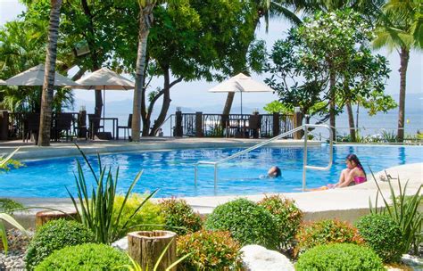Visit Camayan Beach Resort .